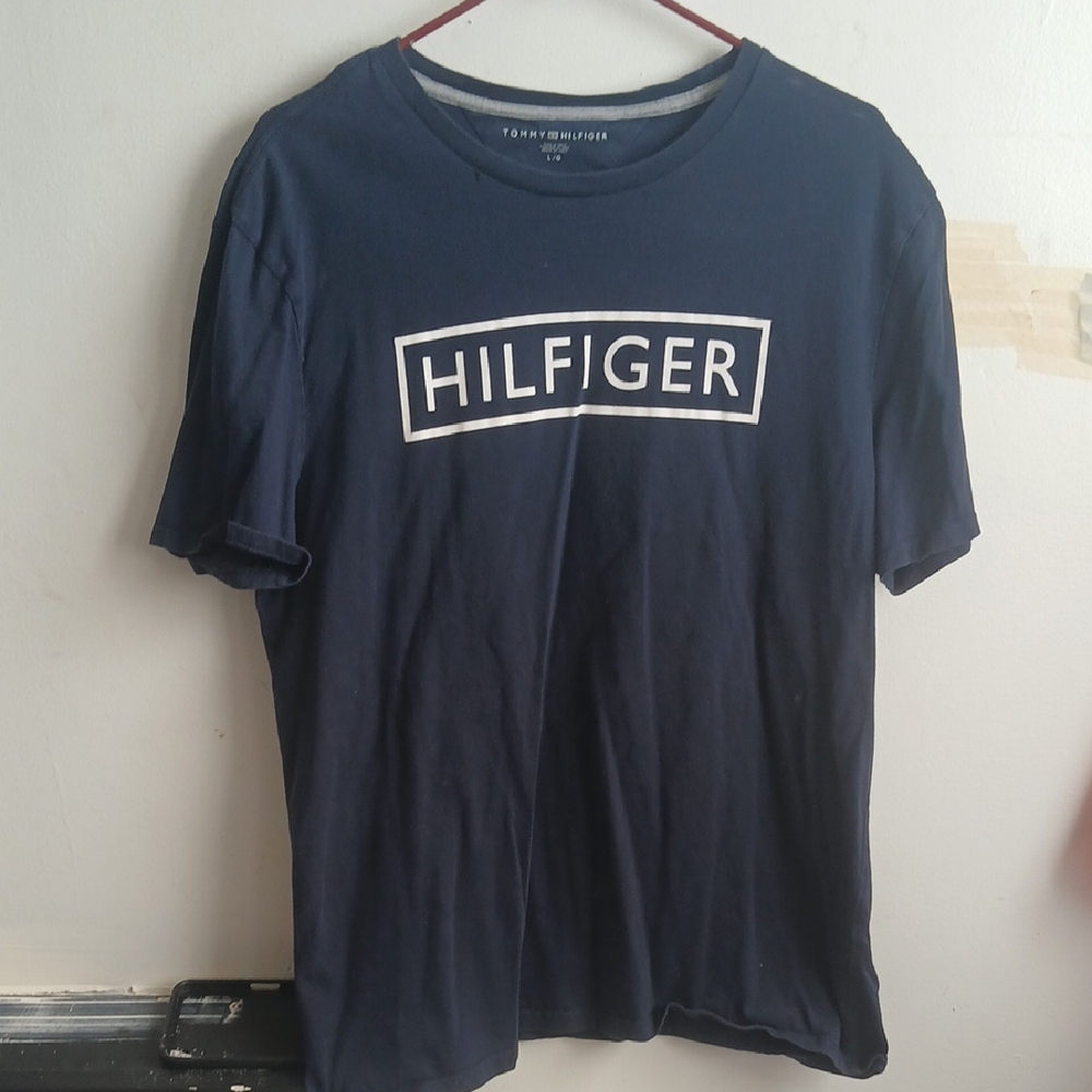 Tommy Hilfiger Men's Navy Blue T-Shirt